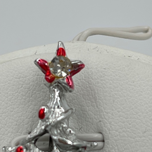 Vintage Christmas Brooches Lot Of 4 Tree Deer Wreath Penguin - Picture 7 of 12